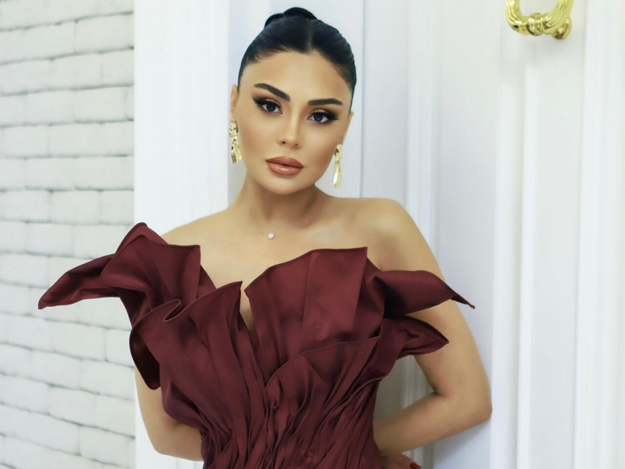 İzləyicilərinə QARĞIŞ etdi: "Mənim kimi həkim qəbullarında acsusuz gəzəsiniz"
