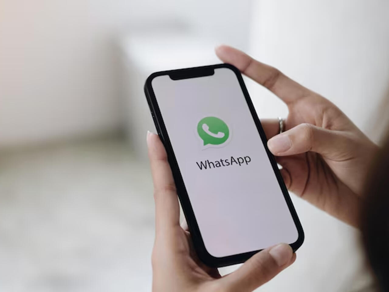 Avqustun 1dən Rusiyada "WhatsApp" bloklanacaq?