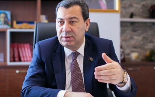 &ldquo;Xanımım &ouml;z tələbəm olub&rdquo;  Səməd Seyidov