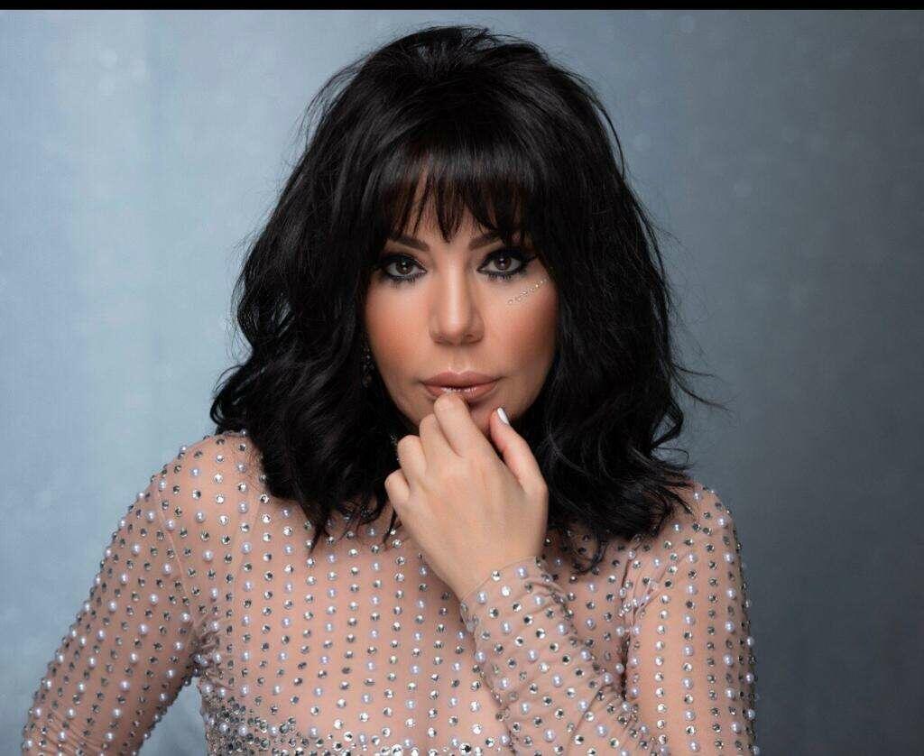 Xalq artisti: &ldquo;Onun əri bizimlə danışmağa qoymur&rdquo;