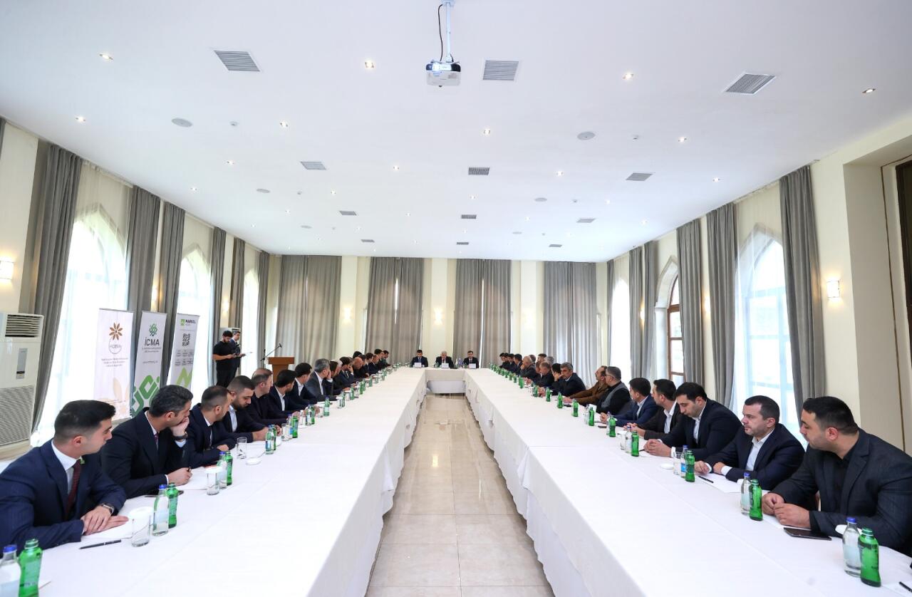 “Regional tərəfdaşların inkişafı” layihəsi çərçivəsində Şəkidə sahibkarlarla görüş keçirilib  FOTO