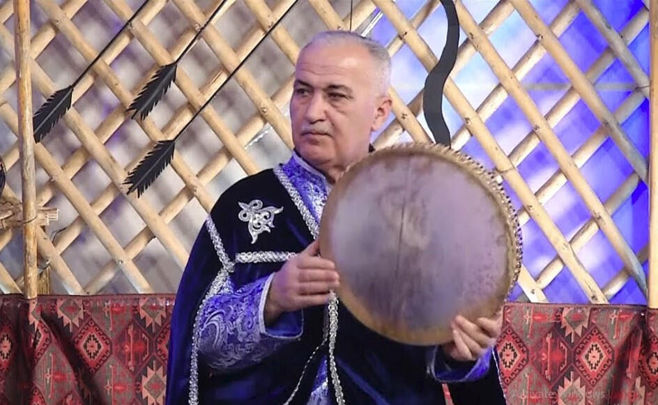 "Pezeşkiyanla şəklimizi g&ouml;r&uuml;b, "bunu təcili yola salın" dedilər"  Saxlanılan xanəndə  YENİLƏNİB