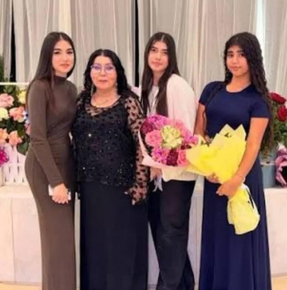 "Tək yaşayıram, nəvələrimi g&ouml;rməyəndə darıxıram"