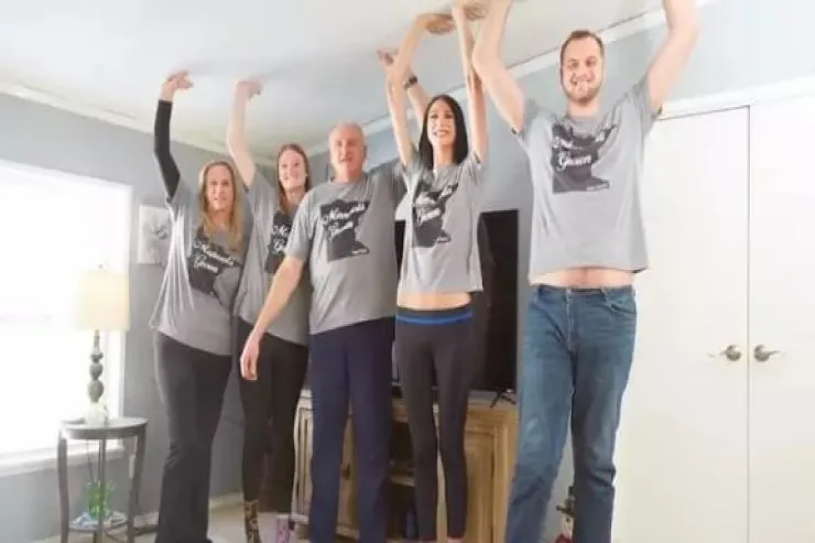 D&uuml;nyanın ən uzunboylu AİLƏSİ