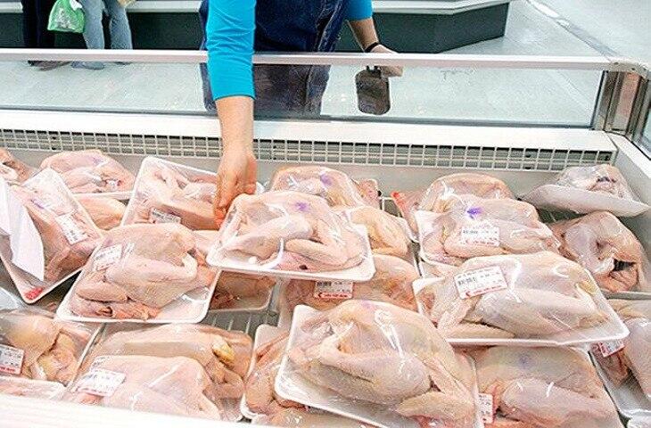 Marketdən alınan toyuğun içindən görün nə çıxdı  FOTOlar