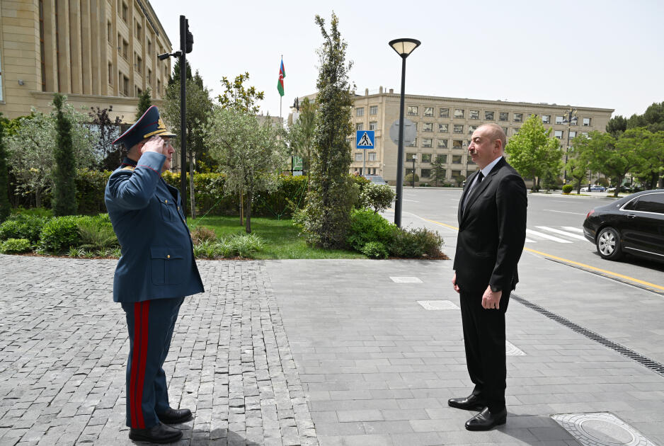 Prezident Dövlət Gömrük Komitəsinin yeni inzibati binasının açılışında iştirak edib  FOTO