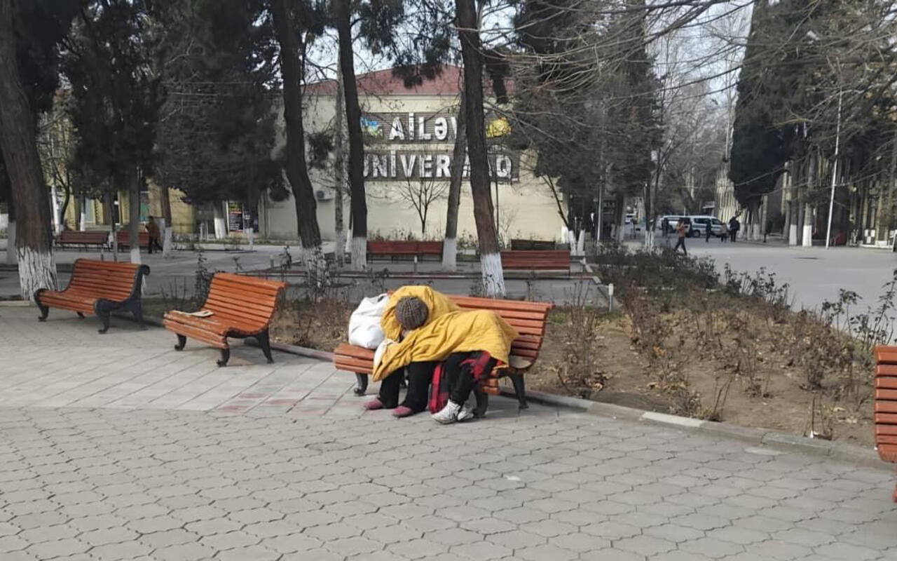 Uşaq xəstəxanaya, ana isə psixiatriya m&uuml;əssisəsinə yerləşdirildi  Rəsmi