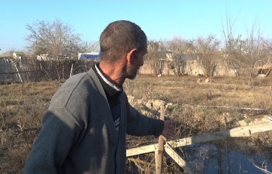 "Anası həyətə baxanda g&ouml;rd&uuml; ki, suyun &uuml;z&uuml;ndədir...&rdquo;   Quyuya d&uuml;şərək &ouml;lən azyaşlının babası 