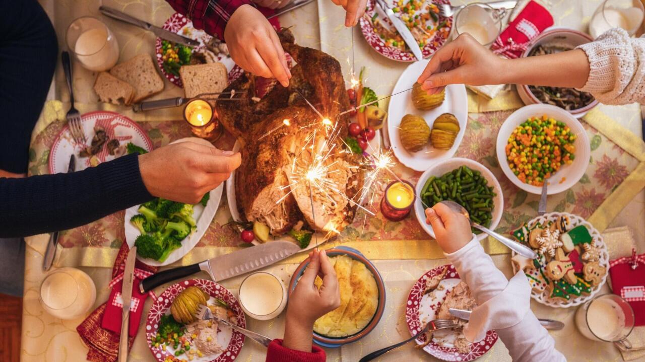 Bayram g&uuml;nlərində balanslı qidalanma necə olmalıdır?   A&Ccedil;IQLAMA