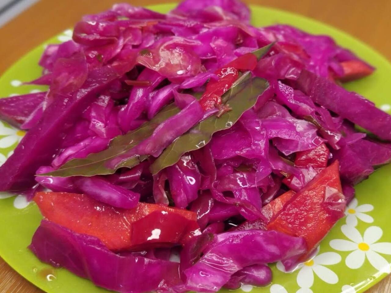 "Payızda xəstələnməmək istəyirsinizsə naharda kələm turşusu yeyin"