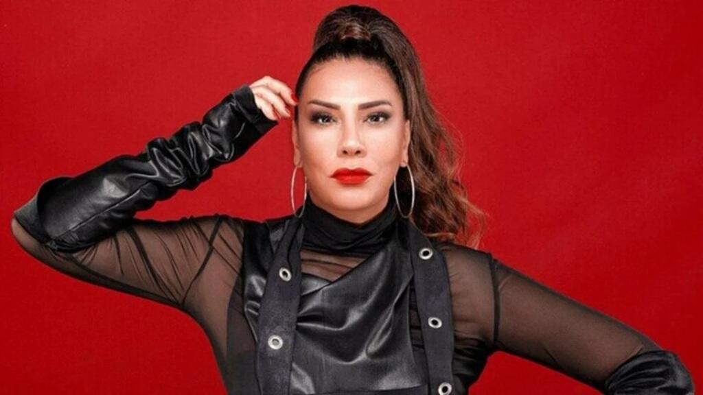 "Acanda dişlərimi fır&ccedil;alayıram"