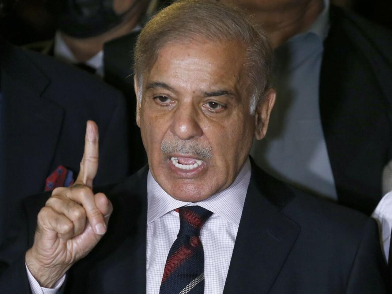 Şahbaz Şərif Bakıdan qayıdan kimi bu qərarı ləğv etdi