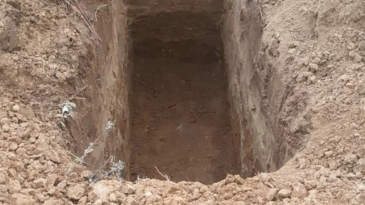 10 g&uuml;nd&uuml;r itkin olan 10 yaşlı uşağı yaralı torpağa basdırılmış TAPDILAR 