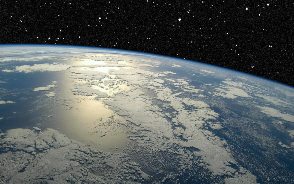 Azərbaycan orbitə "Zəfər" peyki buraxdı