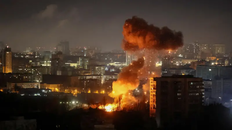 Kiyevə ballistik raket hücumu  Ölənlər və yaralananlar var