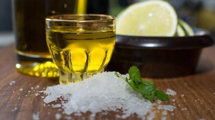 Zeytun yağına niyə duz əlavə olunur?  aromanı tamamilə dəyişdirən sirr