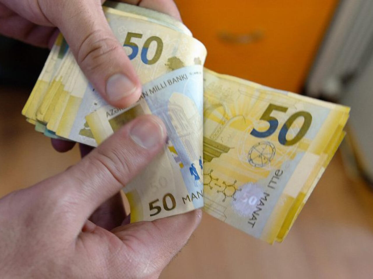 Bu şəxslər 2200 manat təqaüd alacaq