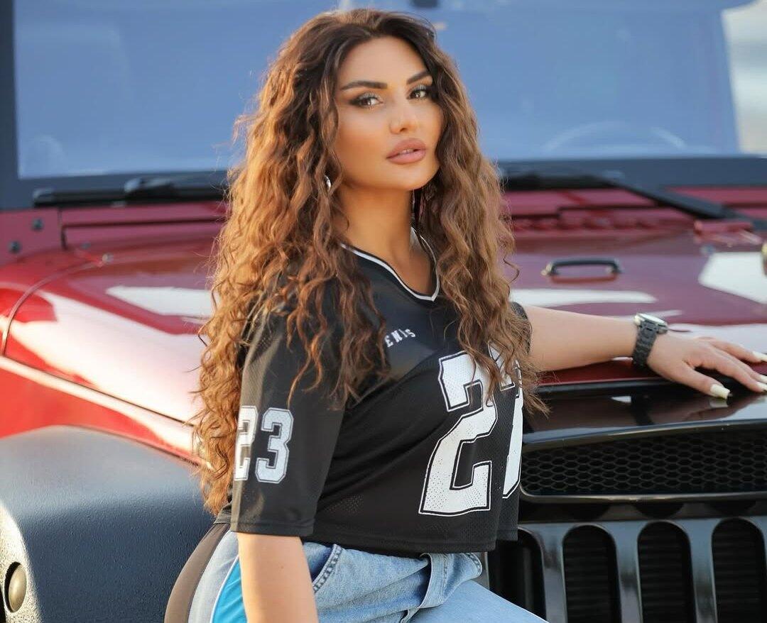 Azərbaycanlı m&uuml;ğənni ad g&uuml;n&uuml;ndə 173 min topladı, 1 milyonluq VİLLA aldı