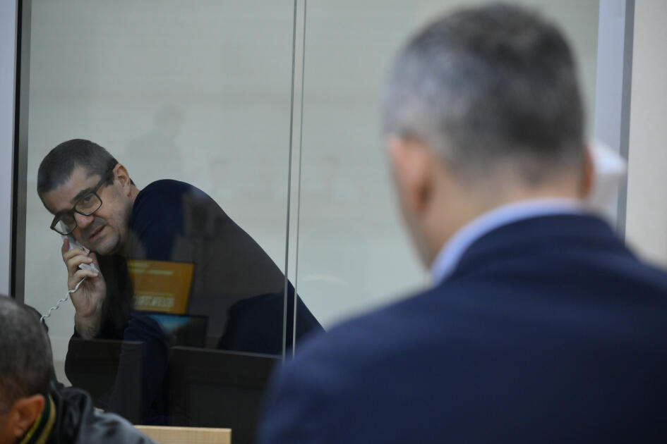 Mülki şəxslərin atəşə tutması ilə bağlı sənədlər məhkəmədə tədqiq olunub 