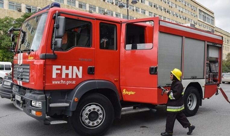 Bakıda binada yanğın  2 nəfər tüstüdən zəhərləndi