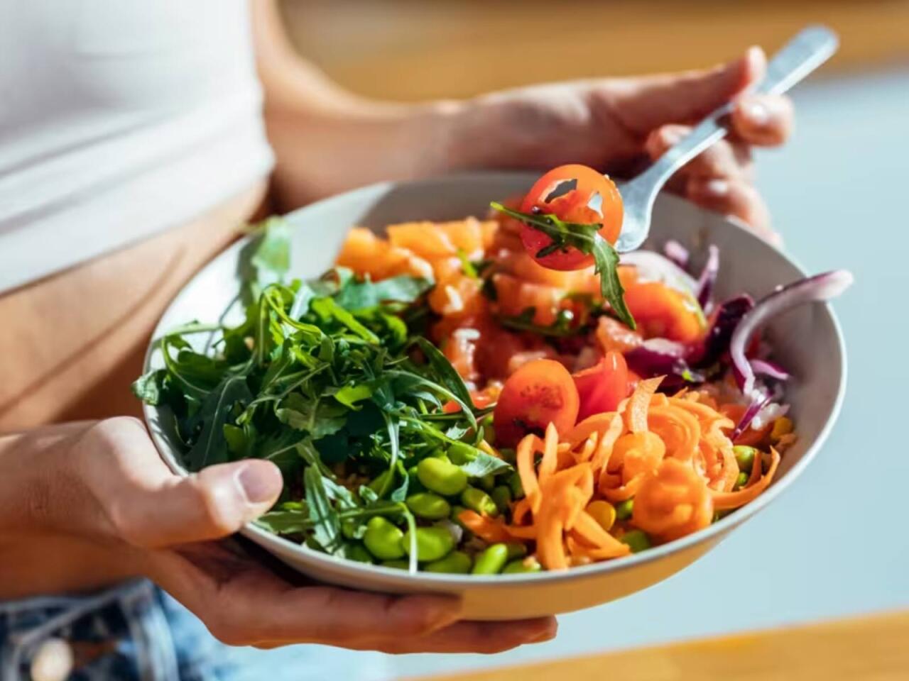 Sağlam qidalanıram, amma arıqlaya bilmirəm: bədən nəyə m&uuml;qavimət g&ouml;stərir?