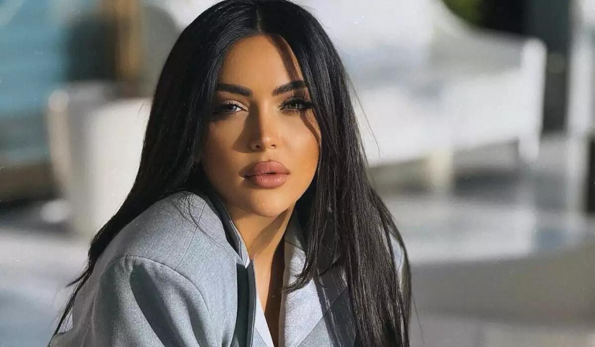 “Vəfa gördü ki, sənət pul gətirmir, yolunu dəyişdi”