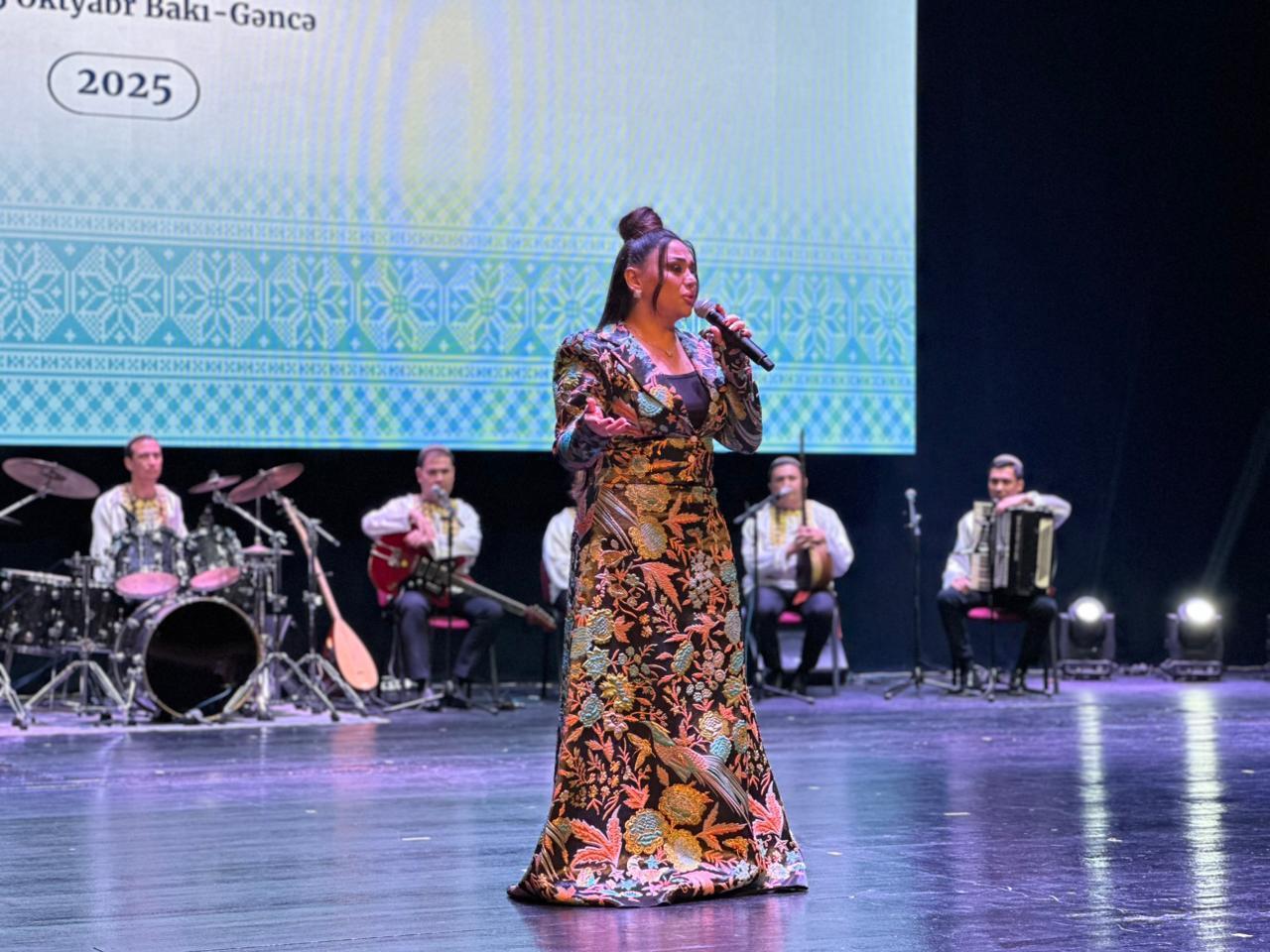 Türkmənistan Mədəniyyəti Günləri Gəncədə konsert proqramı ilə başa çatıb  FOTO