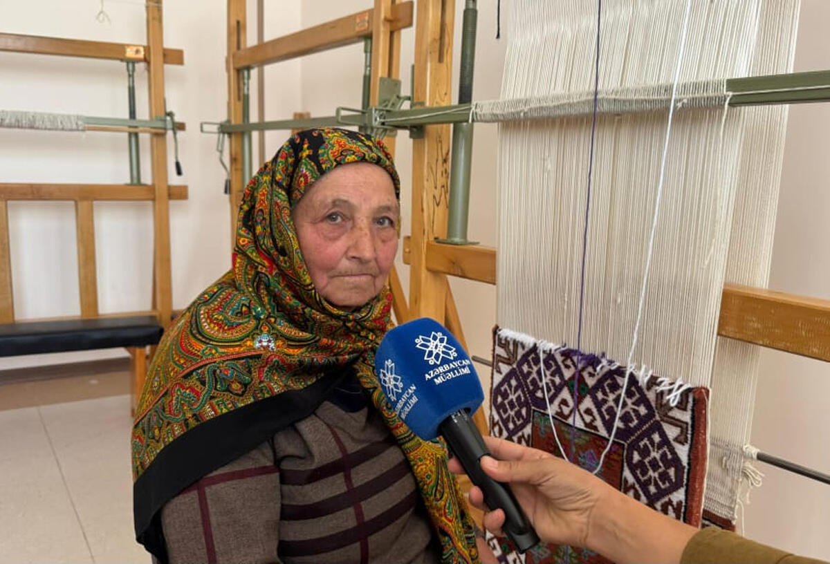 78 yaşlı tələbə: “Oxumağın yaşı yoxdur” 
