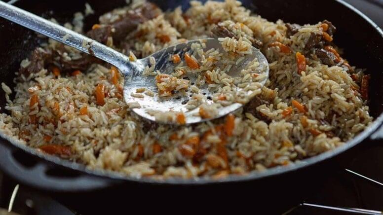 Yaponlar plovu belə bişirir: Dəndən olmasının sirri