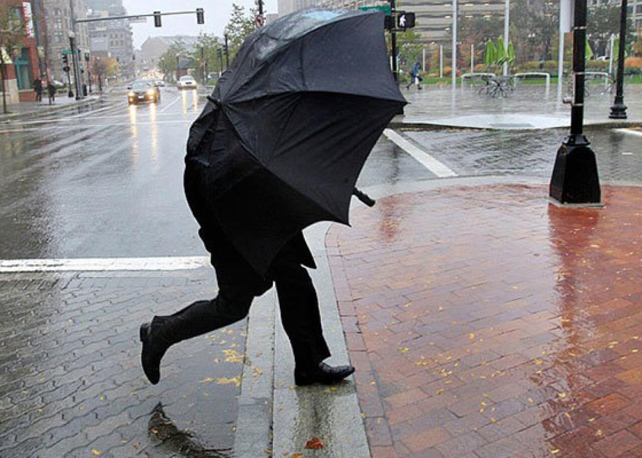 Küləkli hava şəraiti ilə bağlı sarı və narıncı XƏBƏRDARLIQ