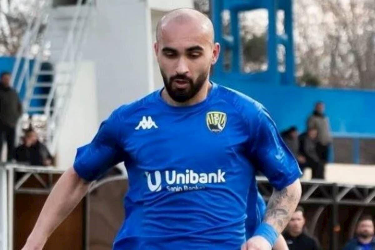 Tanınmış futbol&ccedil;u qıza g&ouml;rə bı&ccedil;aqlanıbmış