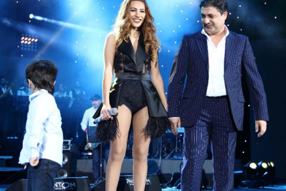 Anar R&ouml;yadan ayrılma səbəbini A&Ccedil;IQLADI 