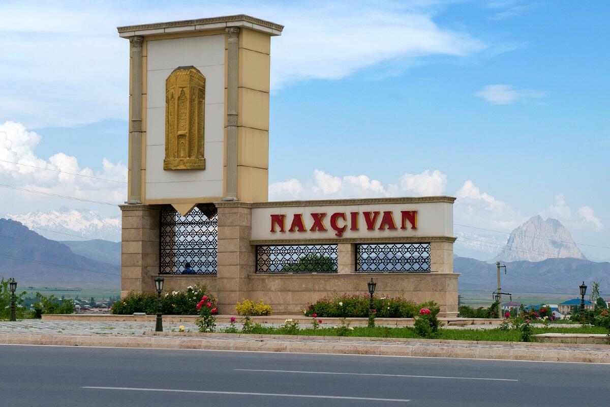 BakıNaxçıvan avtobus reysləri fəaliyyətini dayandırdı