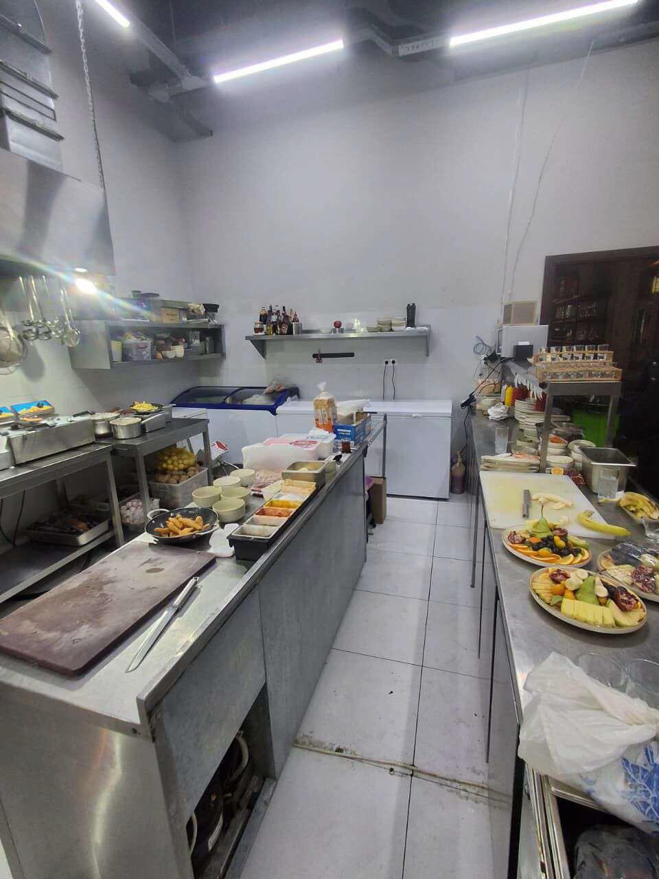 Azərbaycanda bu məşhur marketlərdə istehlaka yararsız qida məhsulları aşkarlanıb