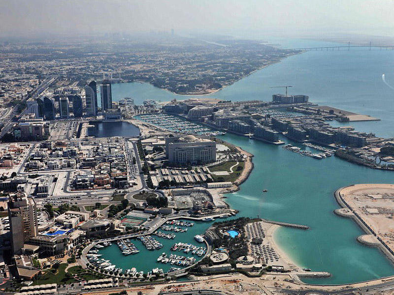 Bakıda doğulan m&uuml;ğənni ƏbuDabidəki istirahətinə 17 min dollar xərclədi