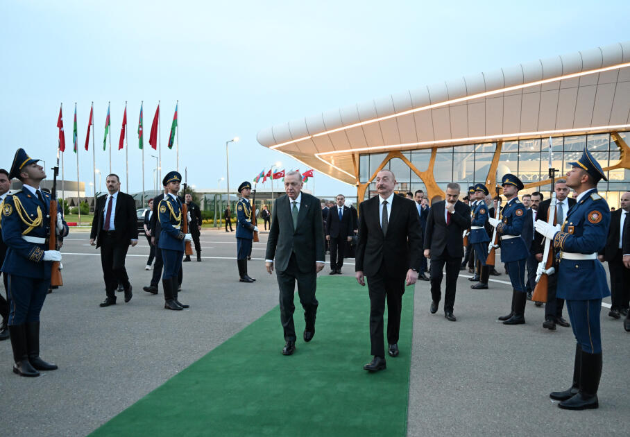 Ərdoğanın Azərbaycana səfəri başa çatıb  FOTO