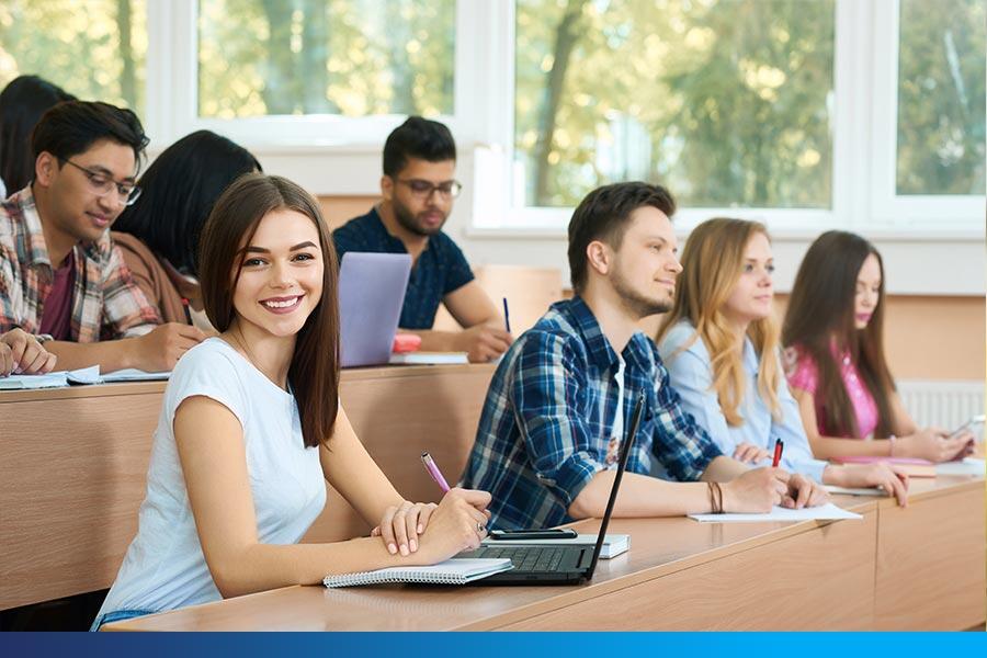 Ödənişli əsaslarla qəbul olan tələbələrə