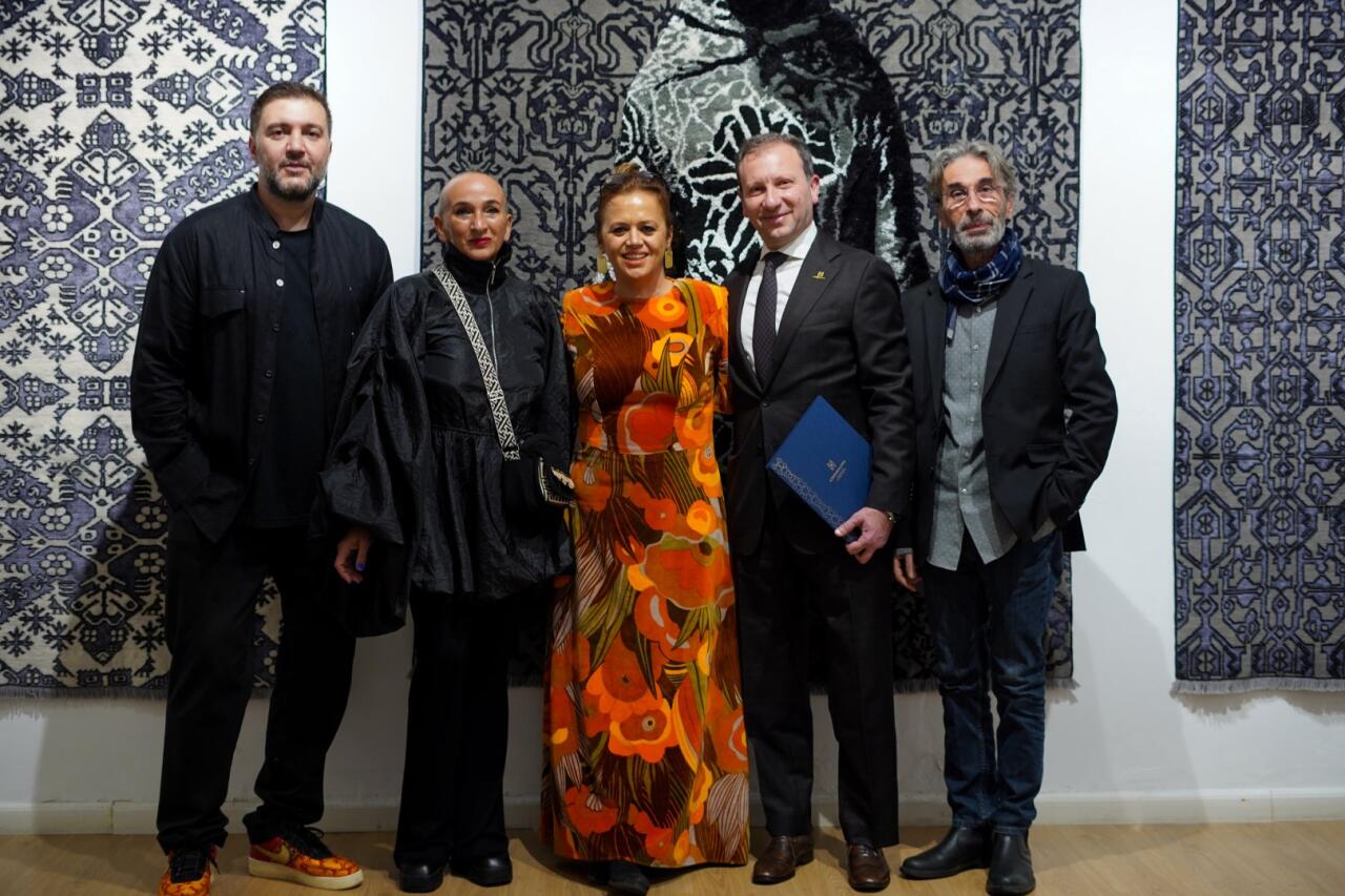 Tiranada “Azərxalça” – nın “Əlləriniz var olsun! ” xalça kolleksiyasının sərgisi baş tutub  FOTO