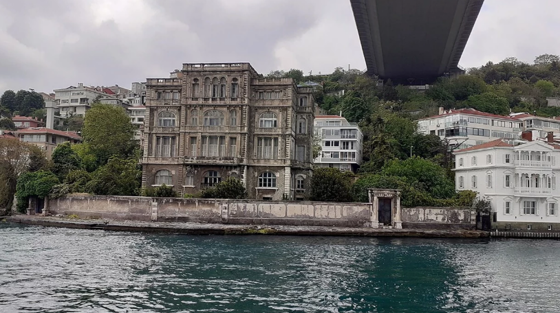 Türkiyənin “qiymətsiz” malikanəsi satışa çıxarıldı  130 illik qala görkəmli malikanə