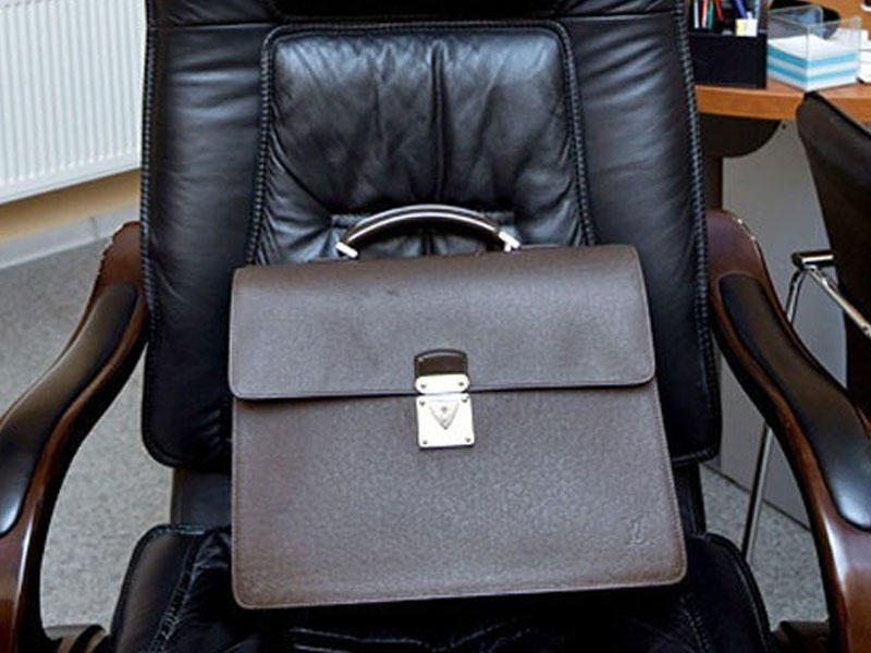 Elmi Cərrahiyyə Mərkəzində qalmaqal: Yeddi professor kənarlaşdırıldı  VİDEO