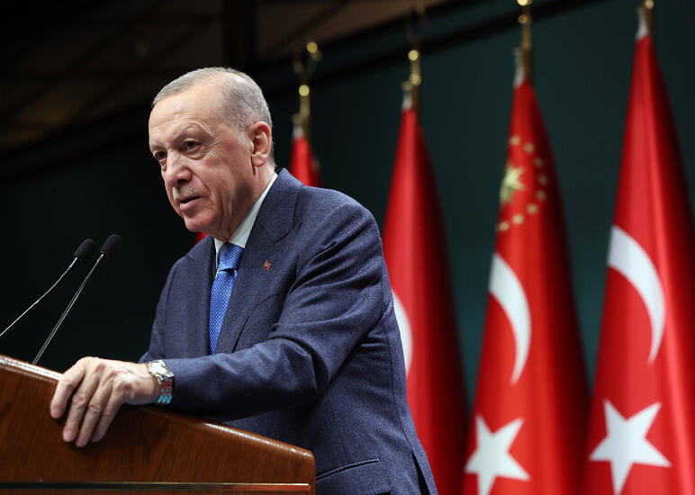 Ərdoğan yenidən prezidentliyə namizəd olacaq?
