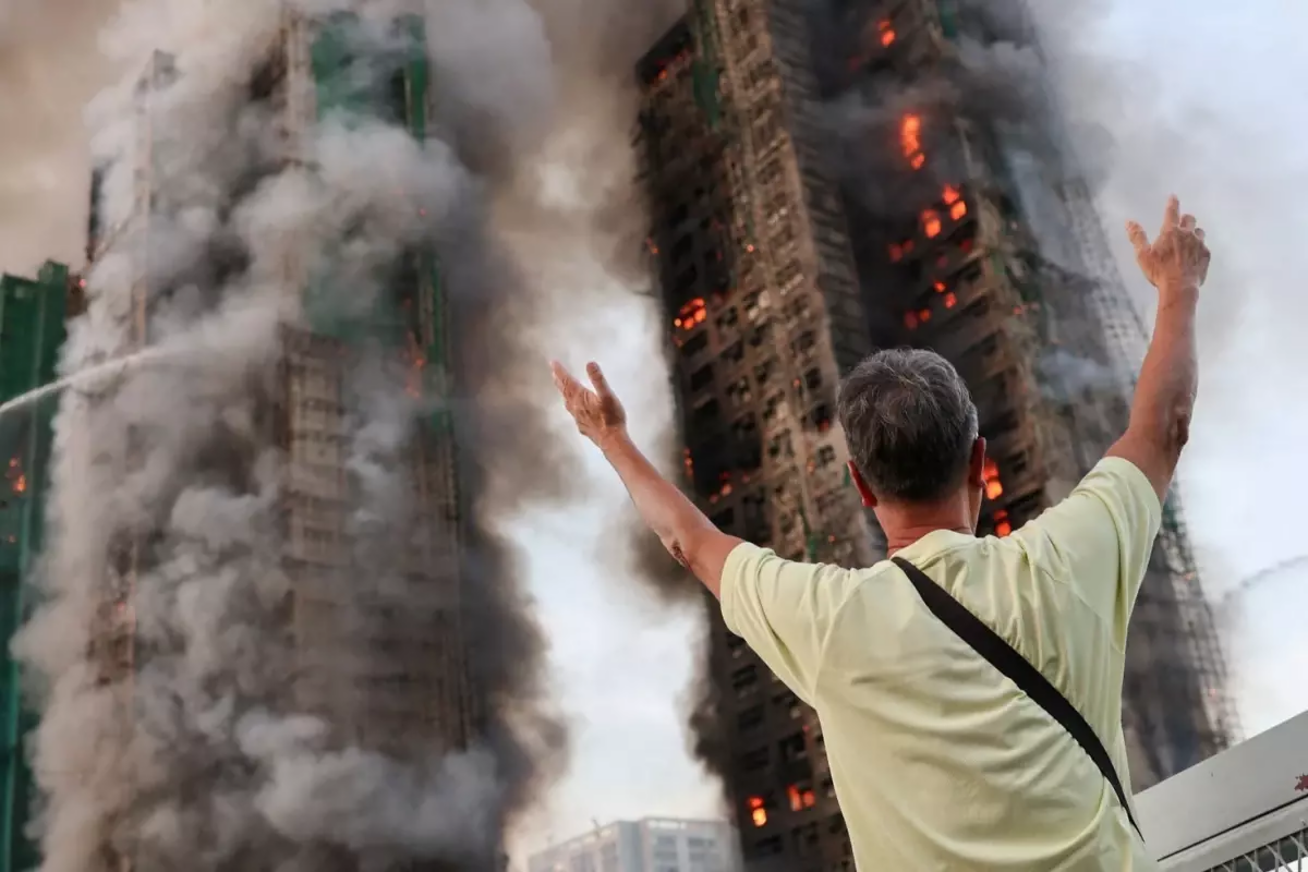 Honq Konqda &ouml;lənlərin sayı 94ə &ccedil;atdı  40 saatdır s&ouml;nd&uuml;rə bilmirlər...  FOTO