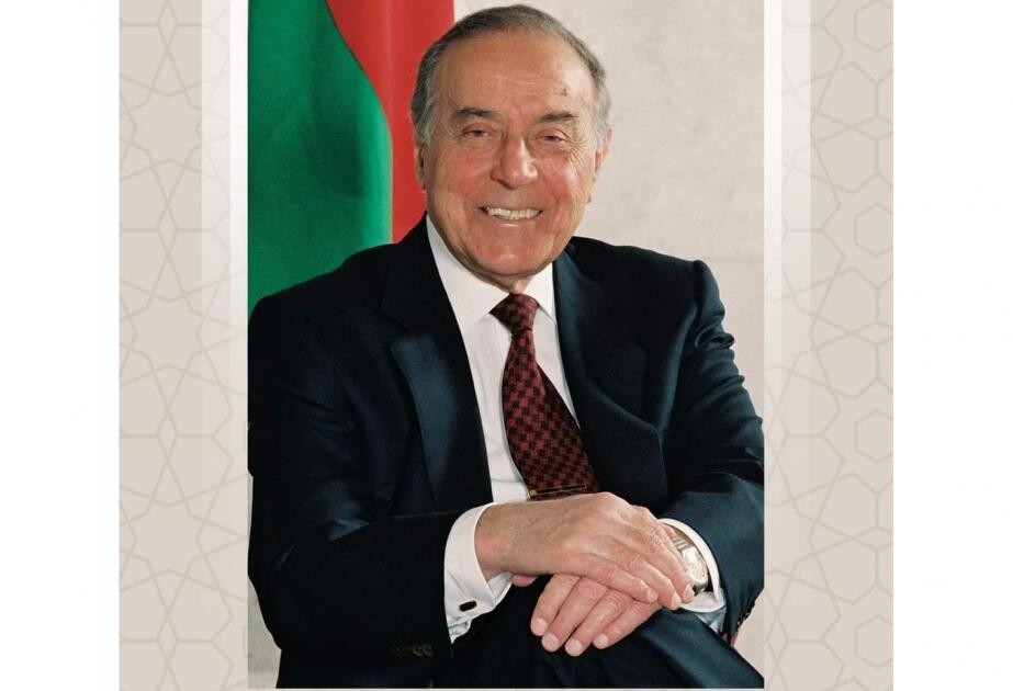 Xaosdan sabitliyə gedən yol  Tarixin axarını dəyişən lider