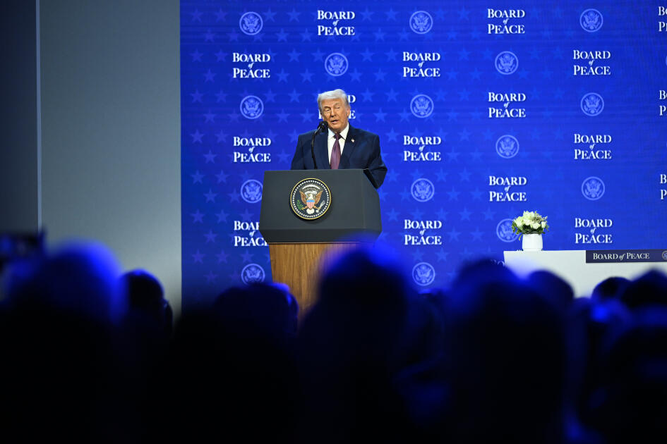 Davosda "S&uuml;lh Şurasının Nizamnaməsi" imzalanıb