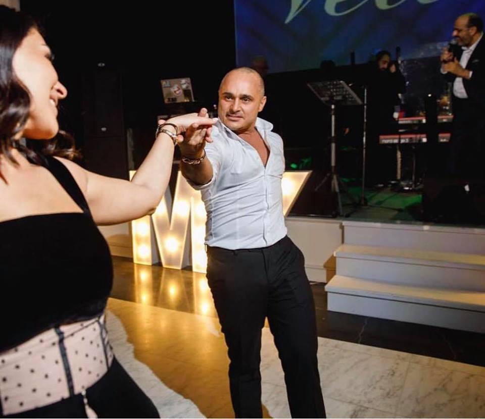 Xalq artisti xanımını klipinə &ccedil;əkdi  VİDEO