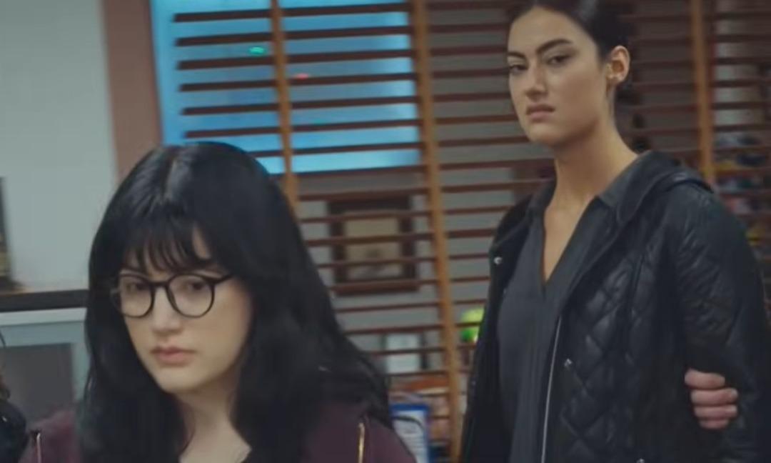 G&uuml;ll&uuml;n&uuml;n &ouml;l&uuml;m&uuml; "Arka sokaklar"da 