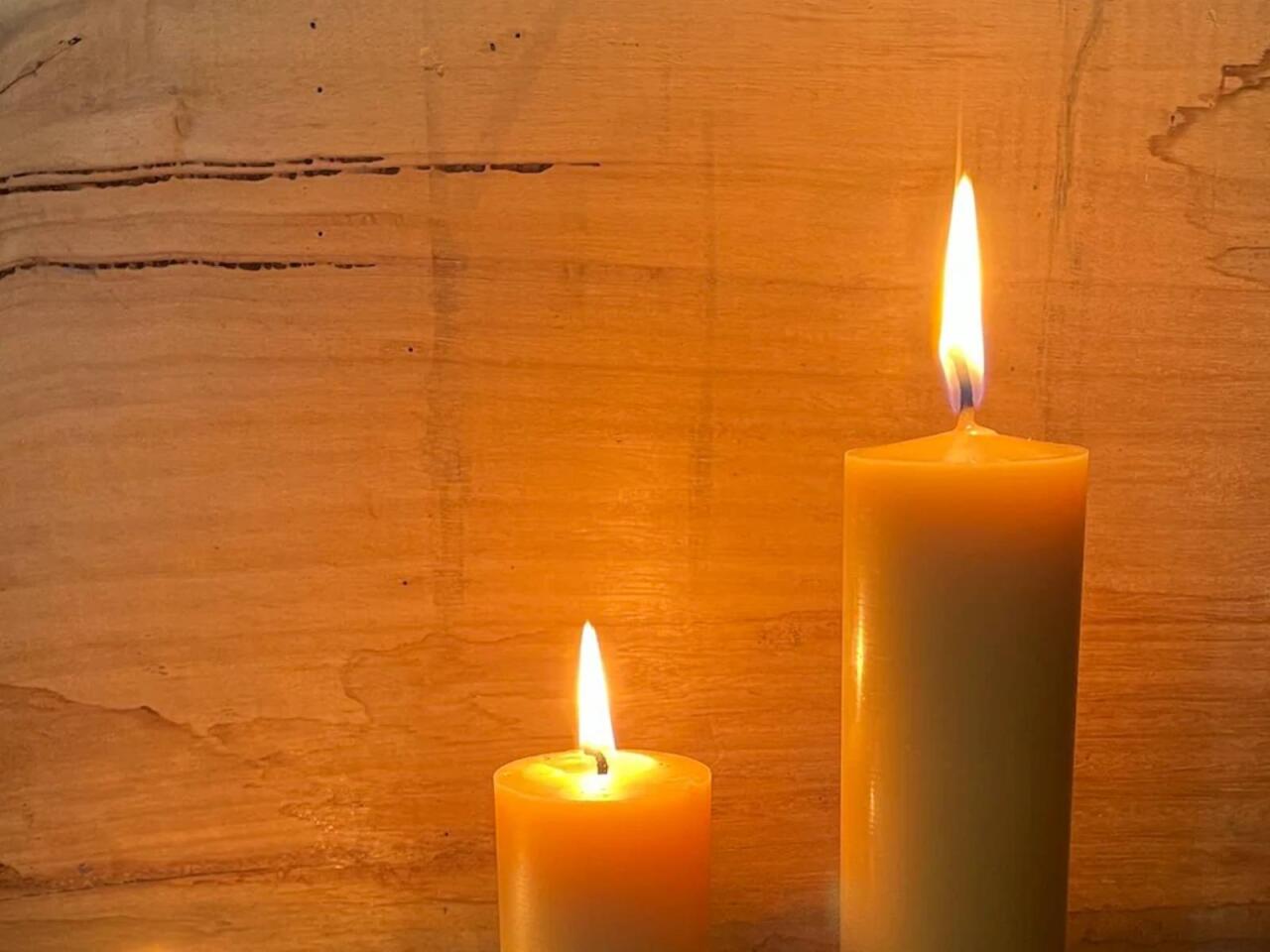 Hamamda m&uuml;tləq şam saxlayın  Qeyriadi səbəb  VİDEO