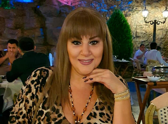 Sonaxanım g&ouml;z yaşlarına boğuldu 