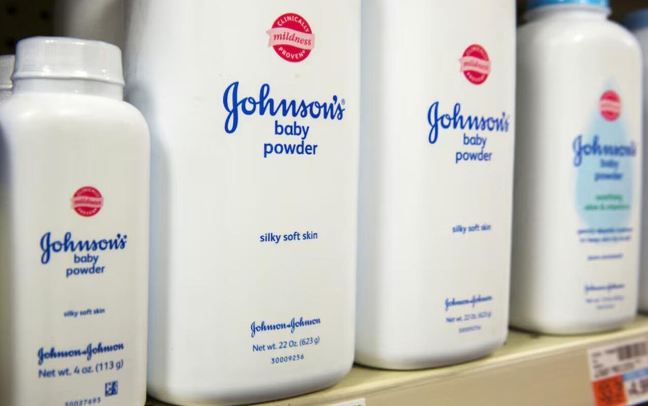 Məşhur uşaq pudraları xərçəng yaradır?  Minlərlə şikayətçi var