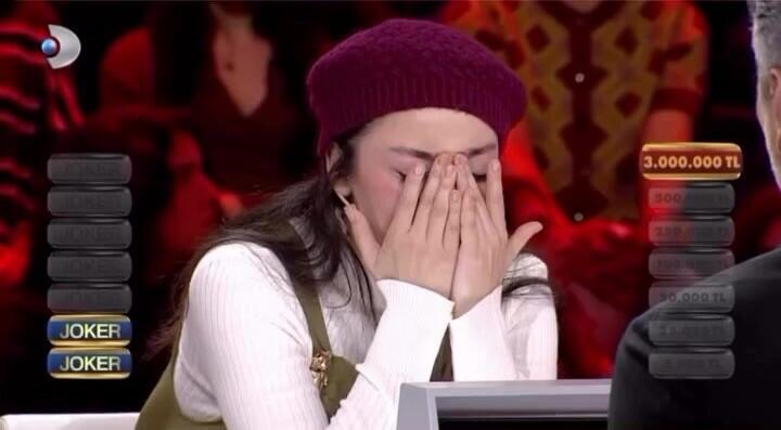 &ldquo;2 dəfə g&uuml;cl&uuml; zəlzələdə həyatımı pişik xilas edib&rdquo; 